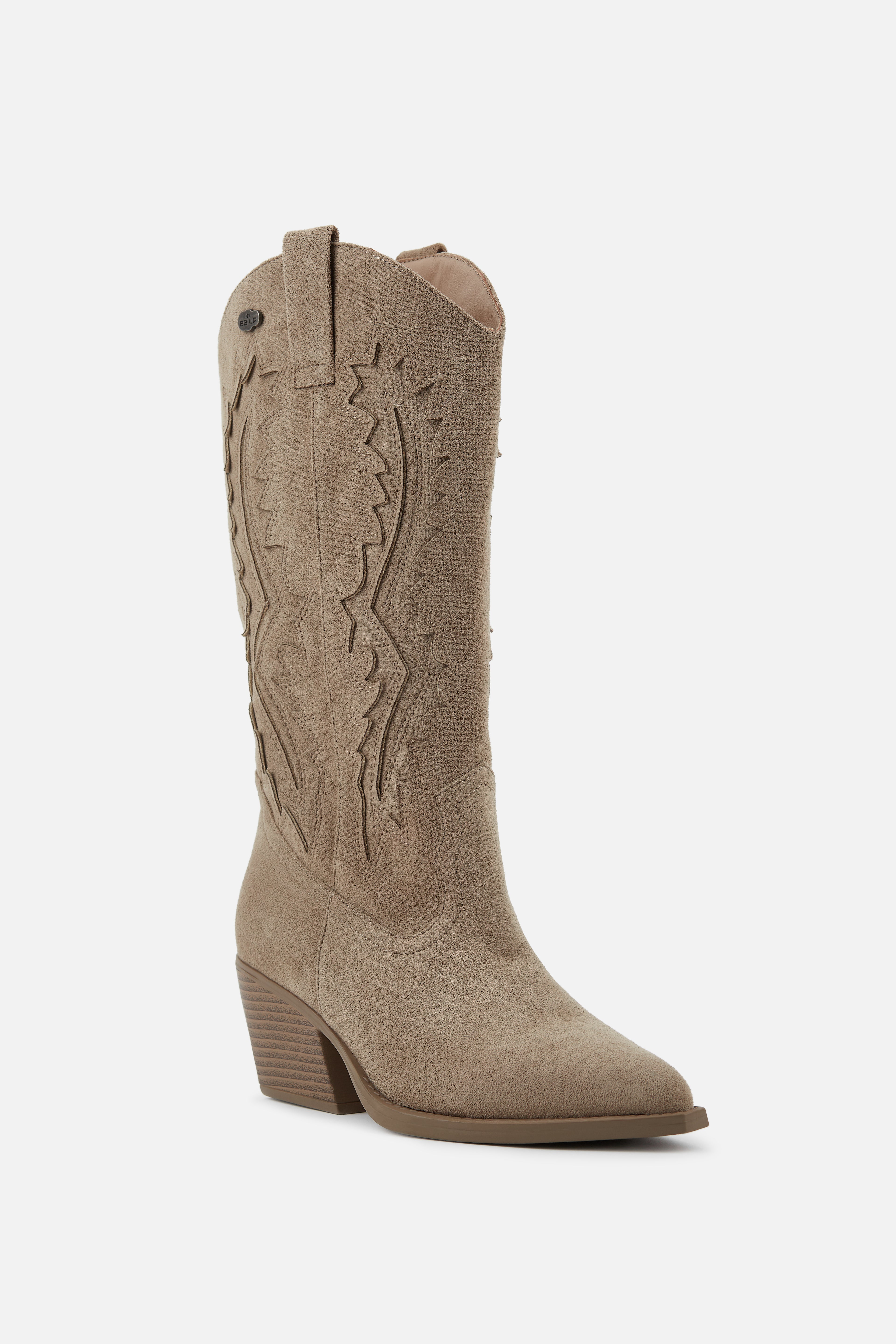 BOTA COWBOY DE MUJER BORDADA ANTE CREMA CON TACÓN