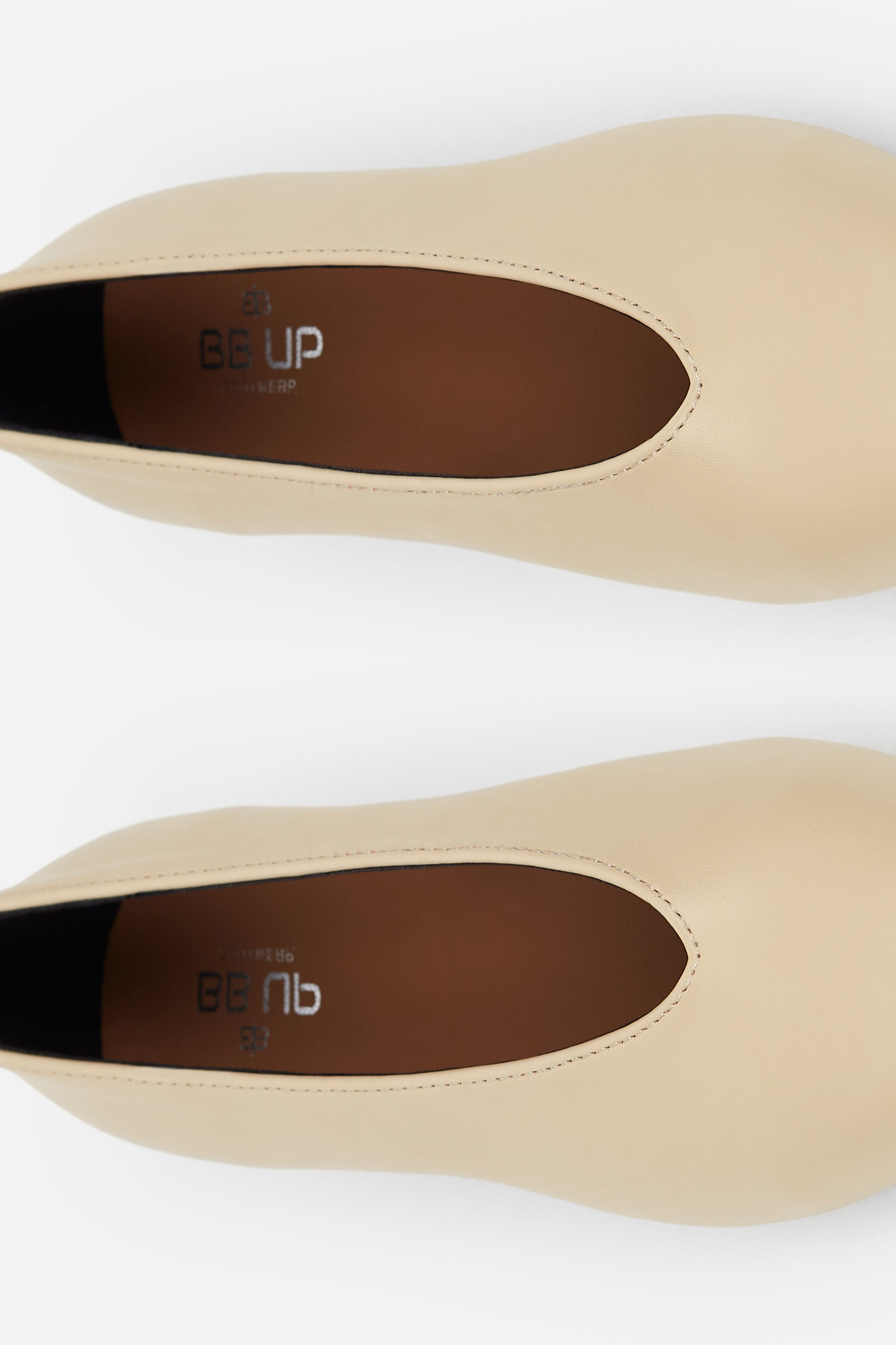 BAILARINA PLANA BEIGE MUJER MINIMAL CHIC