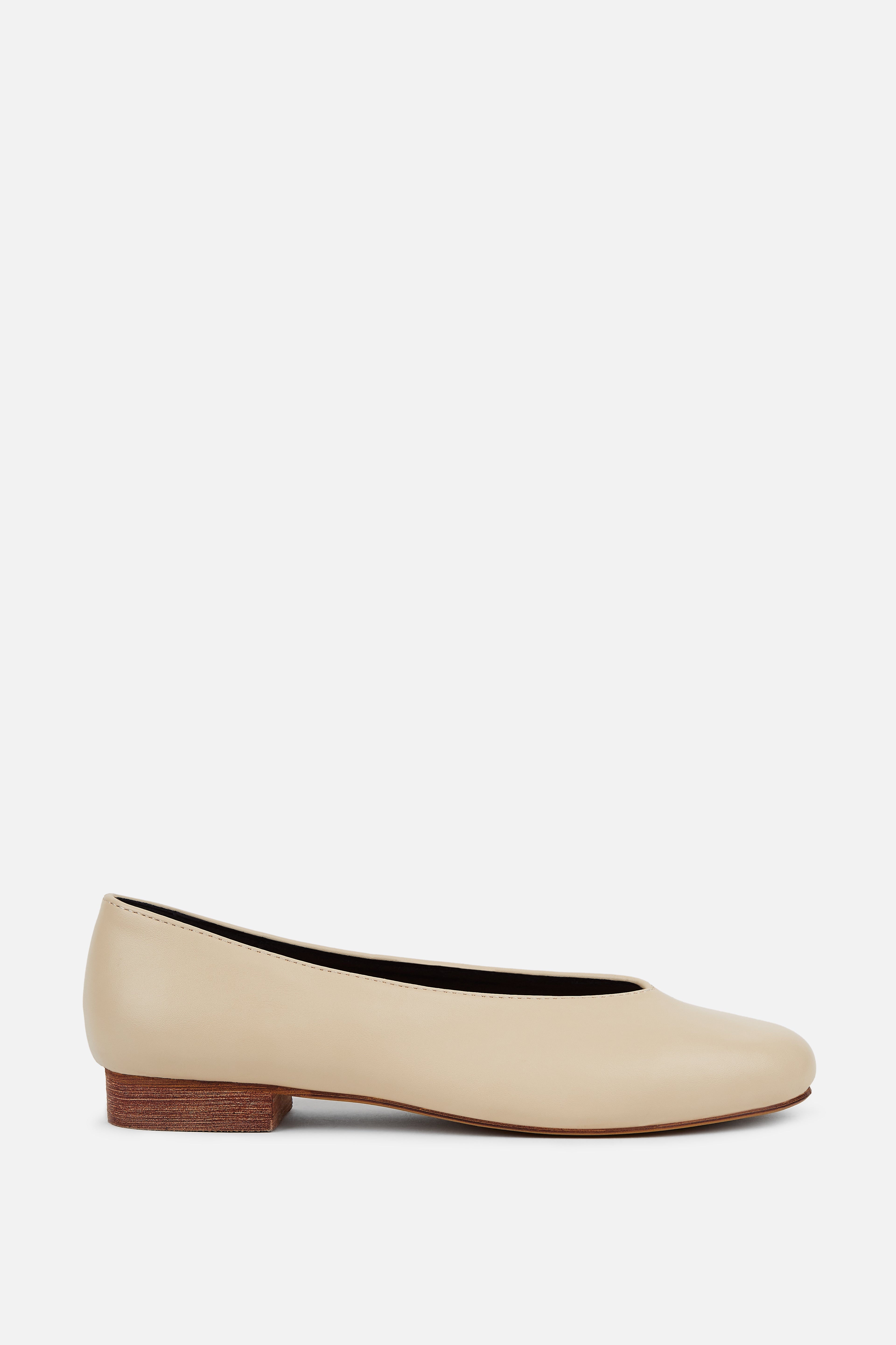 BAILARINA PLANA BEIGE MUJER MINIMAL CHIC