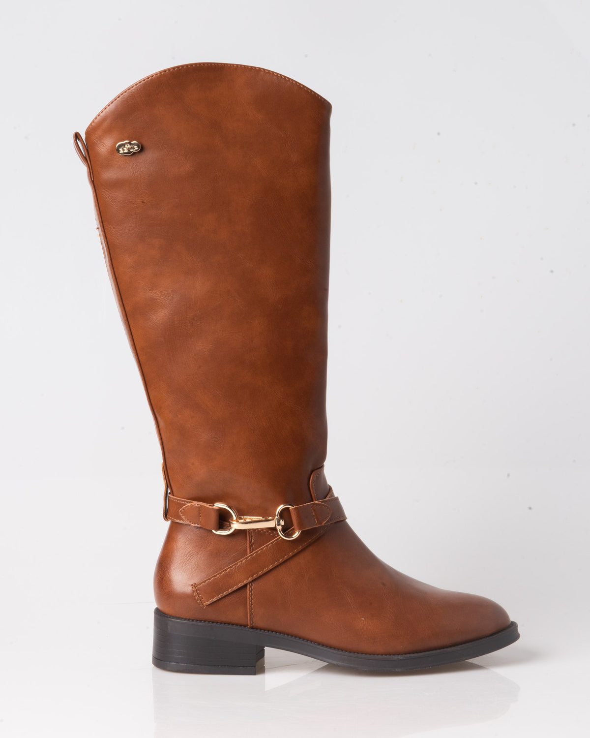 Bota alta camel de mujer estilo ecuestre con hebilla – vista lateral