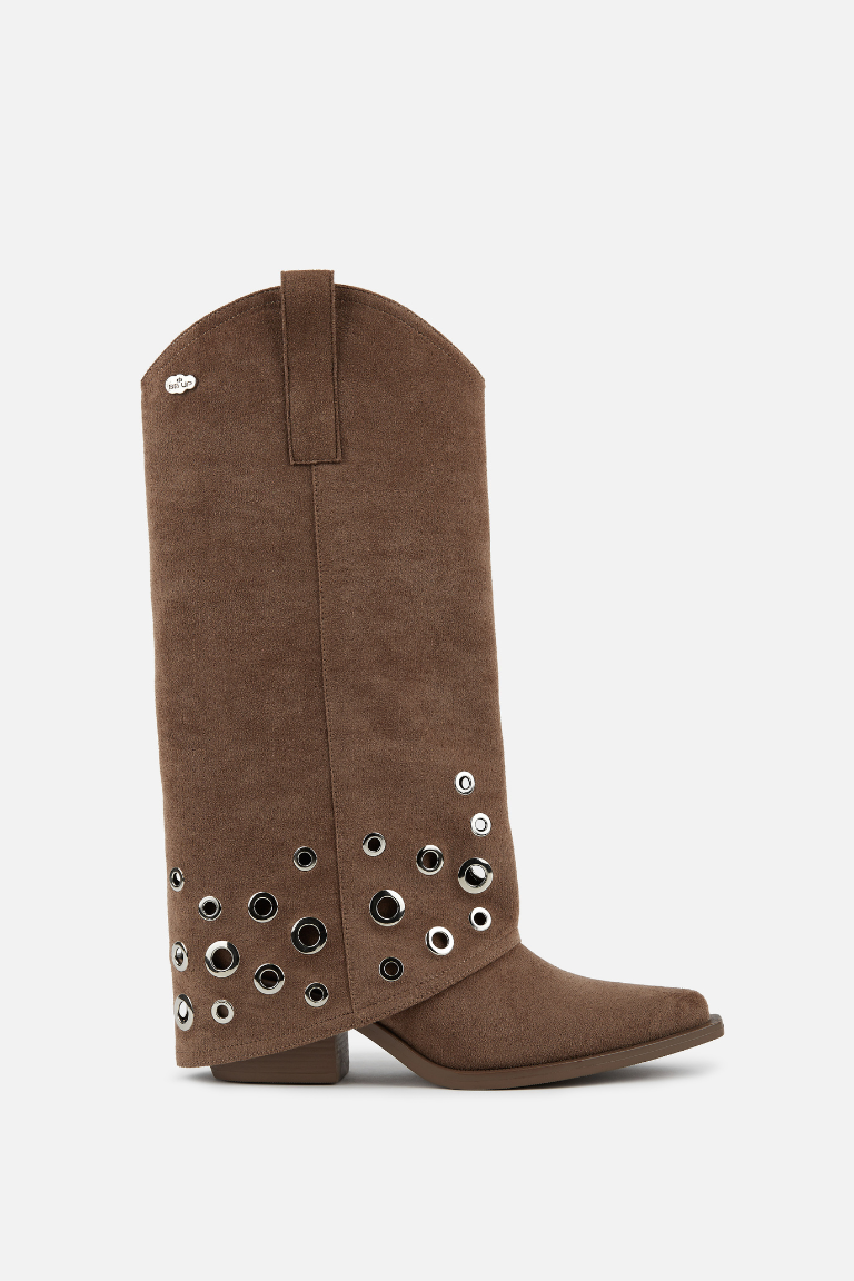 BOTA COWBOY TAUPE DE MUJER CON OJALES METÁLICOS