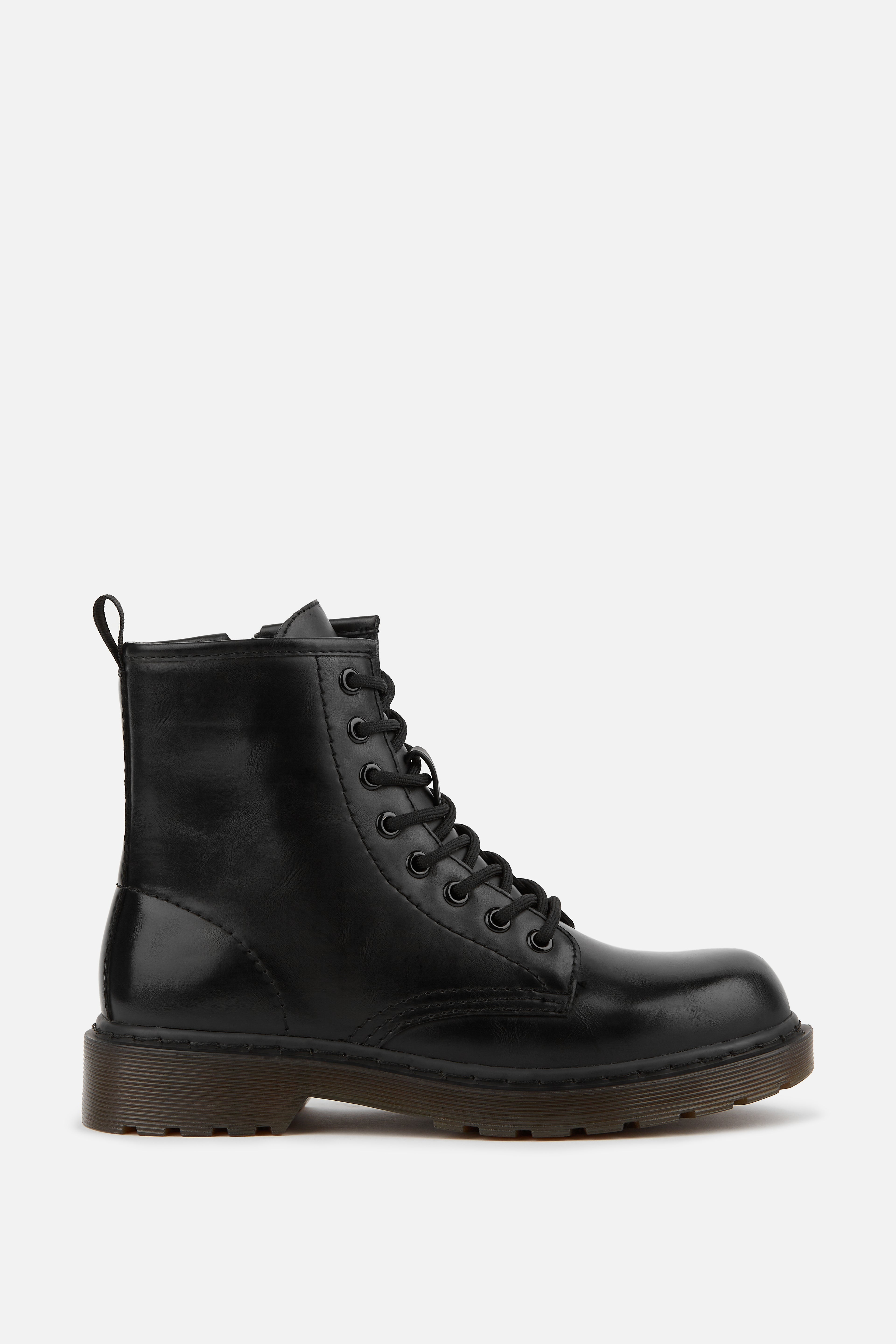 BOTA MILITAR DE MUJER CON CORDONES