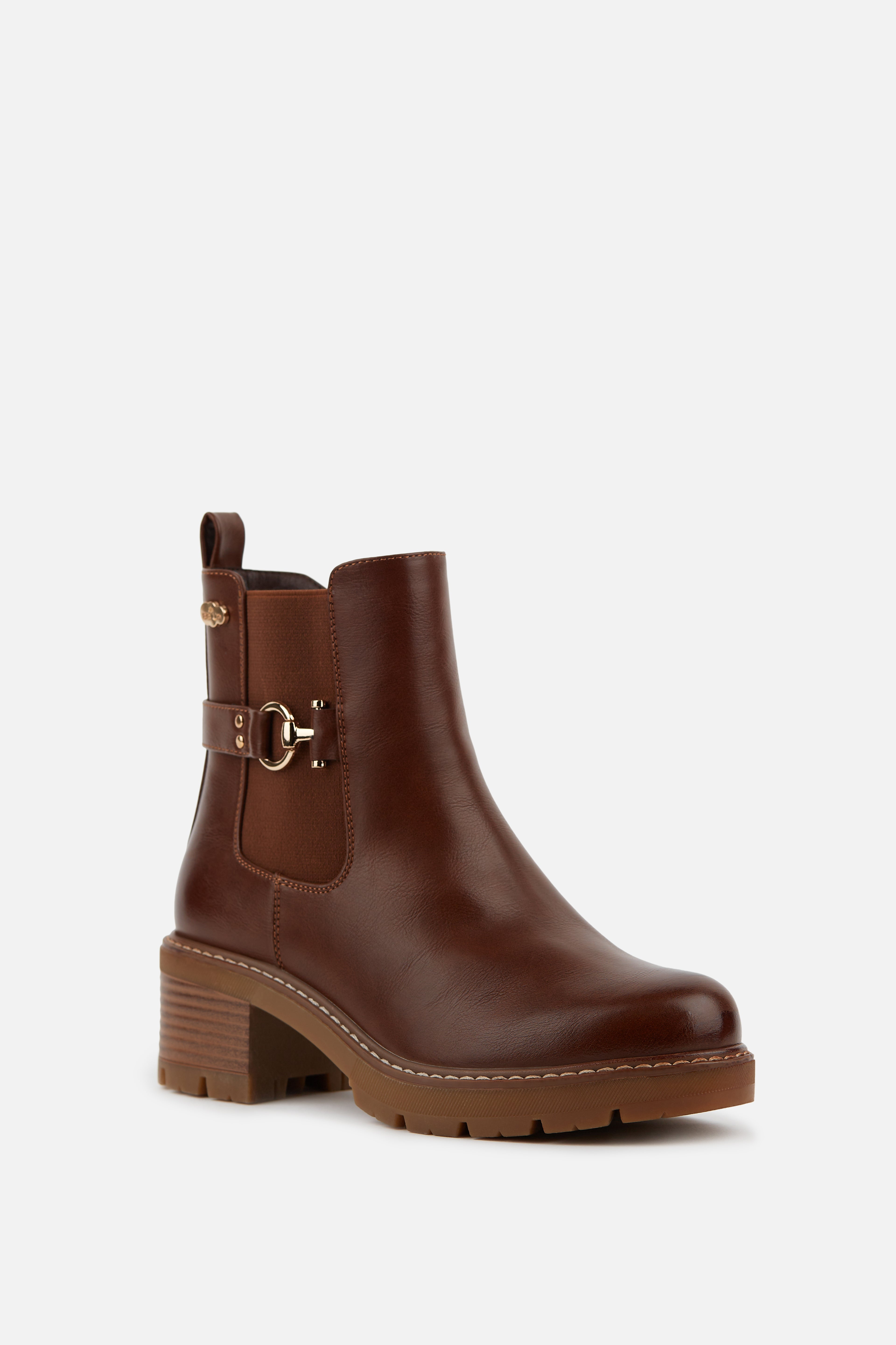 BOTINE CLÁSICO DE MUJER CON TACÓN Y HEBILLA