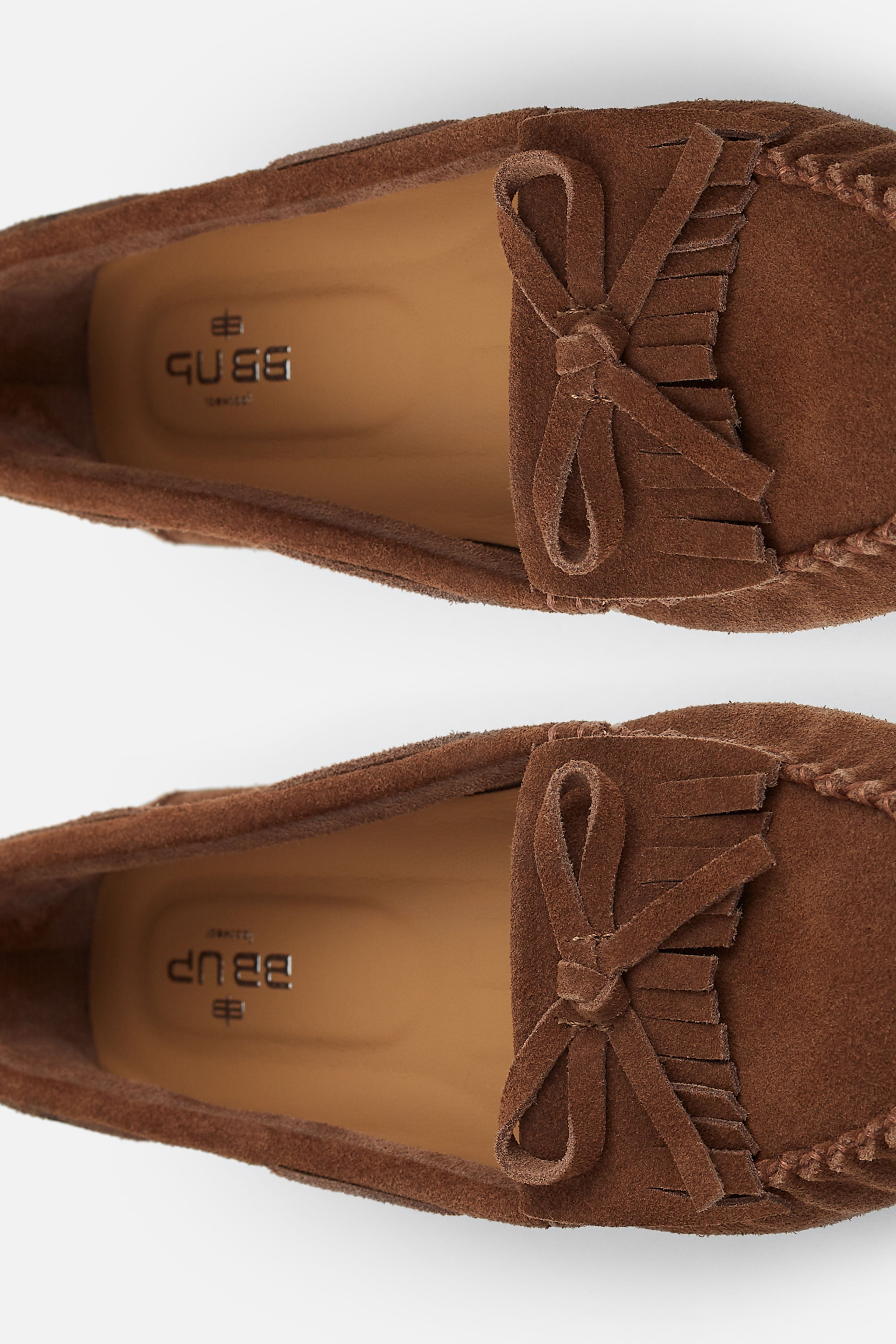 MOCASÍN PIEL PESPUNTE CAMEL MUJER WORKING LOOK