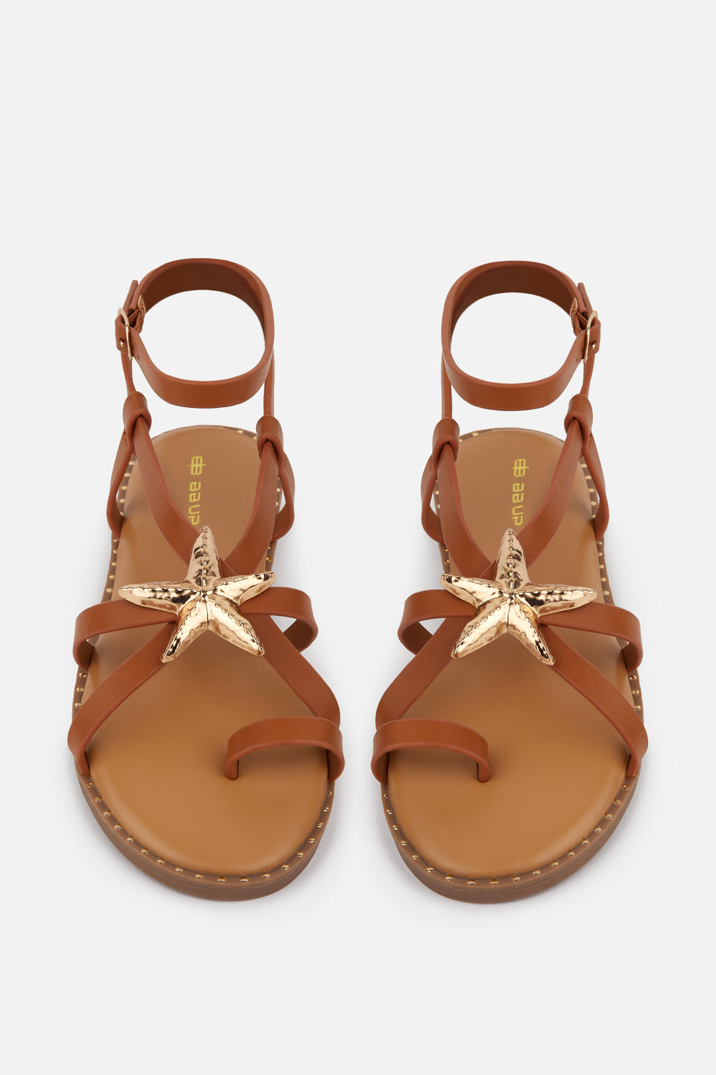 SANDALIA PLANA CAMEL ABALORIO ESTRELLA MUJER