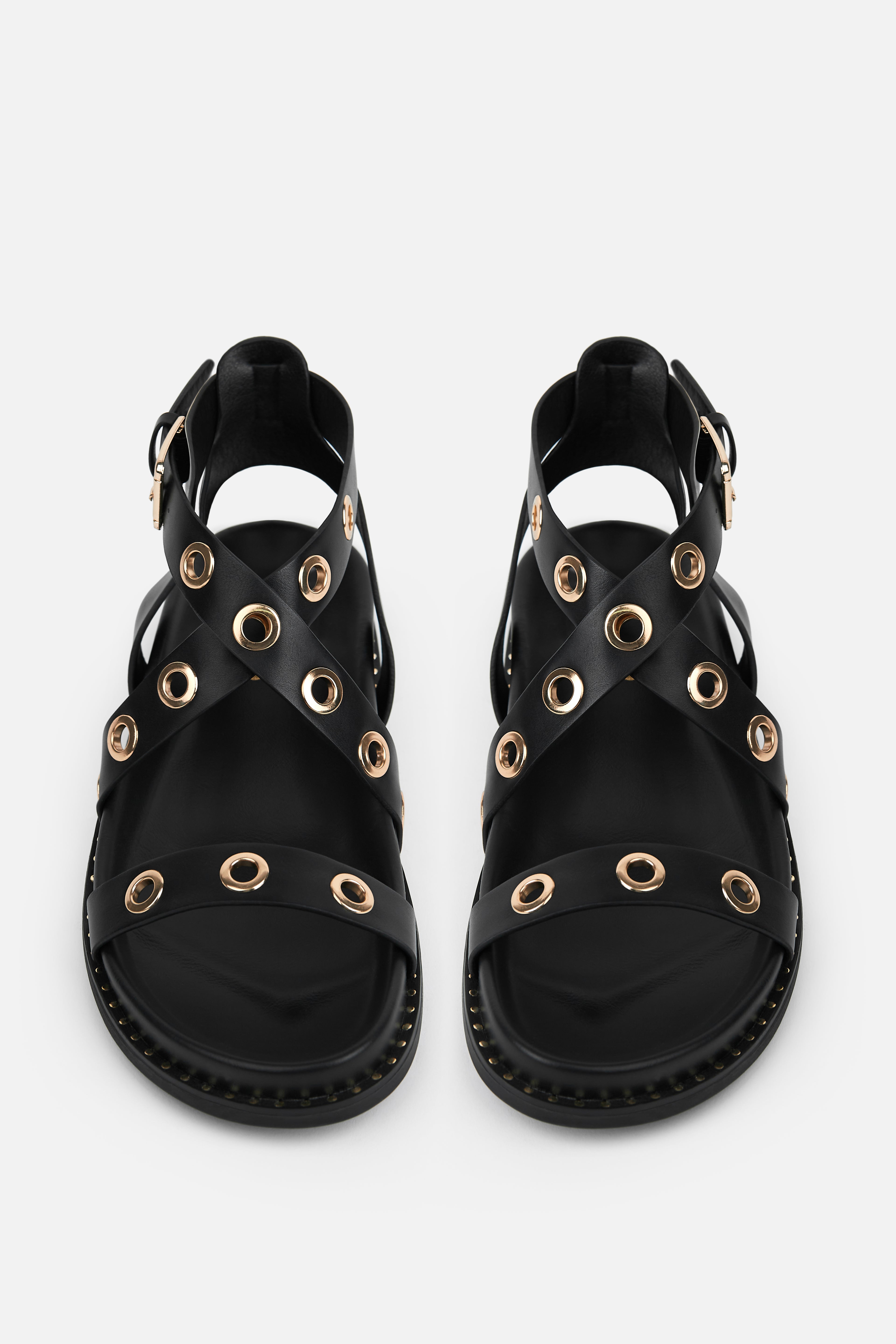 SANDALIA POLIPIEL NEGRA TACHUELAS MUJER URBAN STYLE