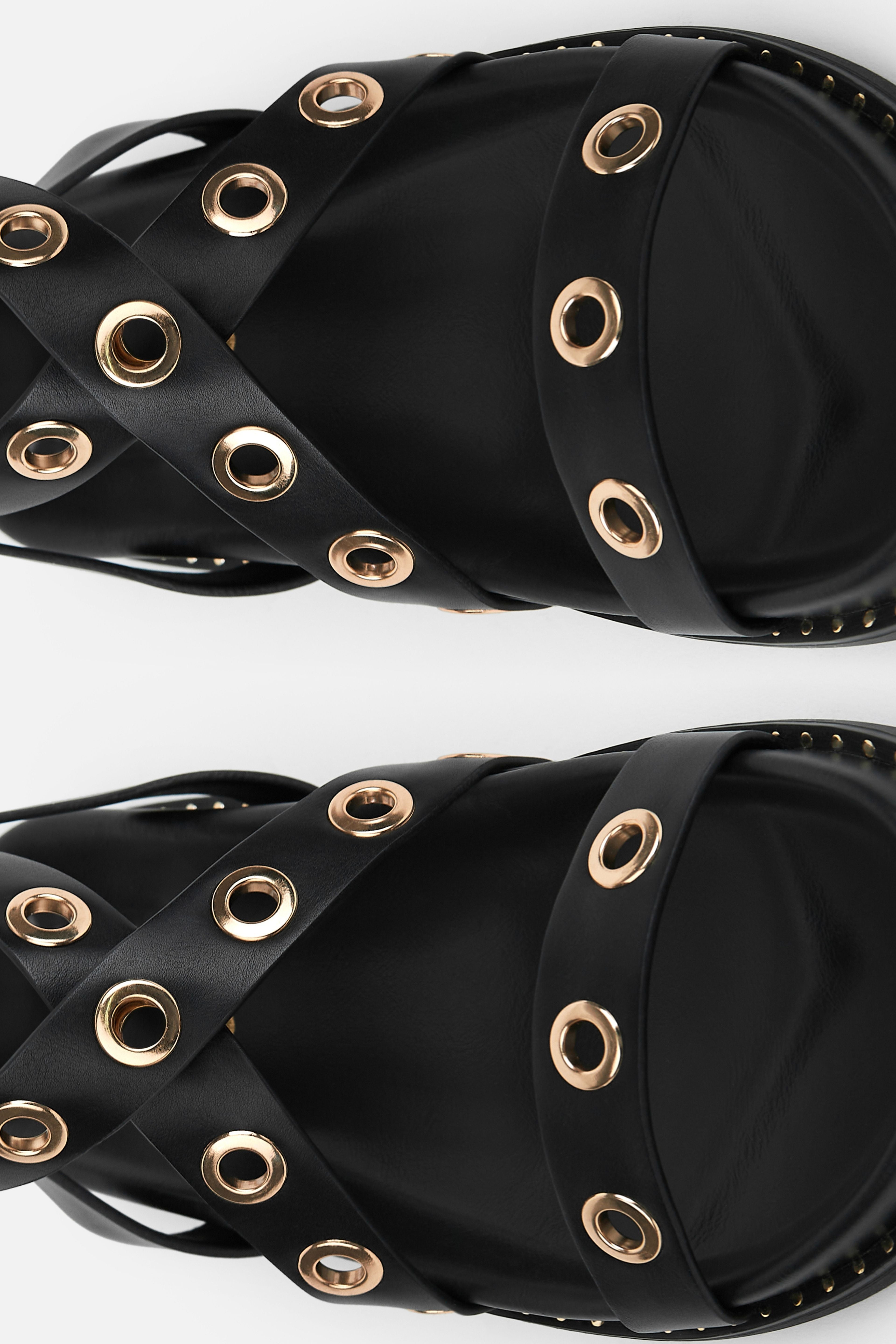 SANDALIA POLIPIEL NEGRA TACHUELAS MUJER URBAN STYLE