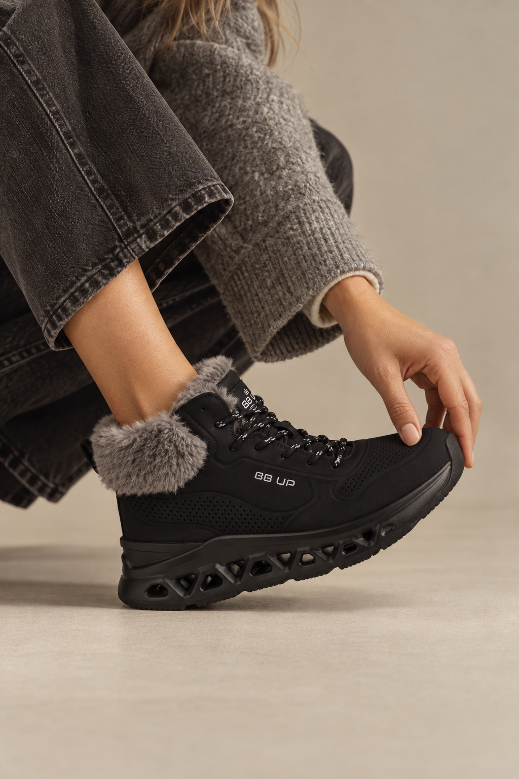 ZAPATILLA BORREGO NEGRA DE MUJER MEMBRANA-TEX