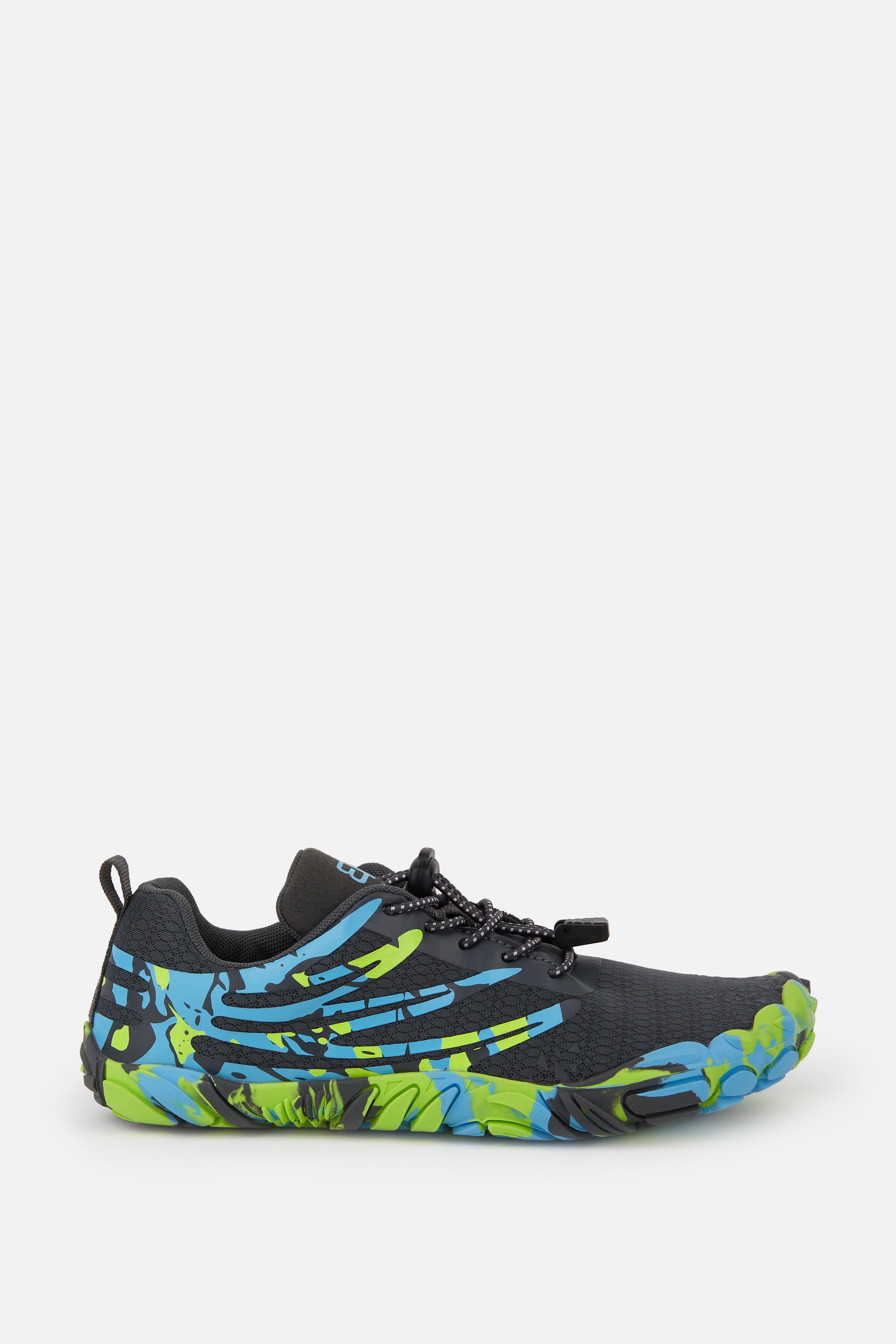 BAREFOOT DEPORTIVA NEGRA TEXTURIZADA CON DETALLES