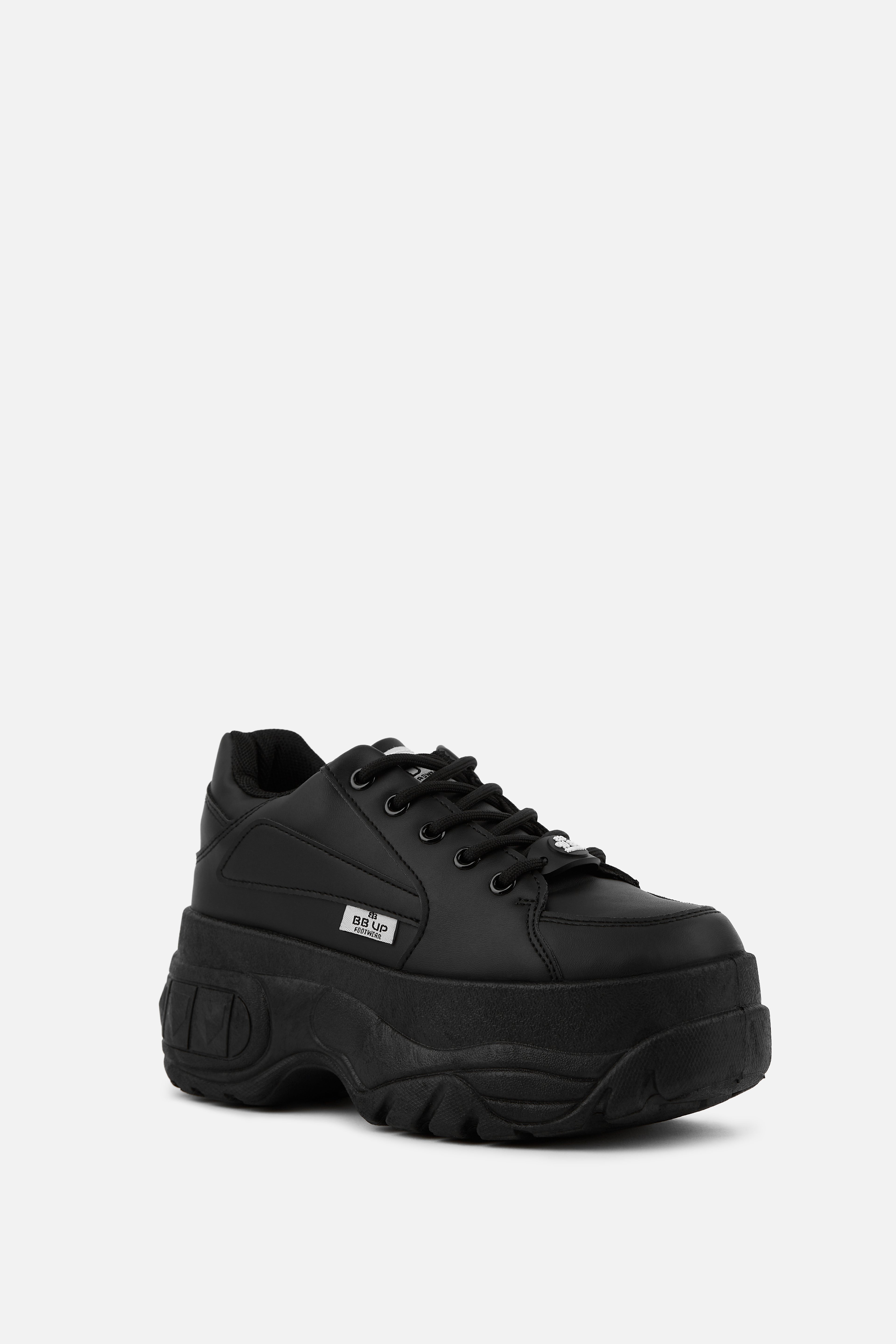 ZAPATILLA NEGRA DE MUJER CON PLATAFORMA XL